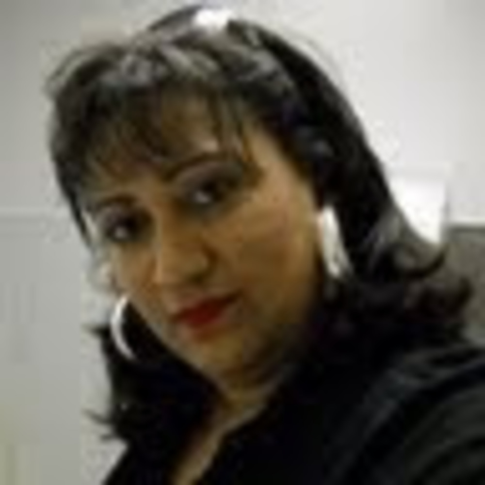 Meet your Posher, Carmen myriam